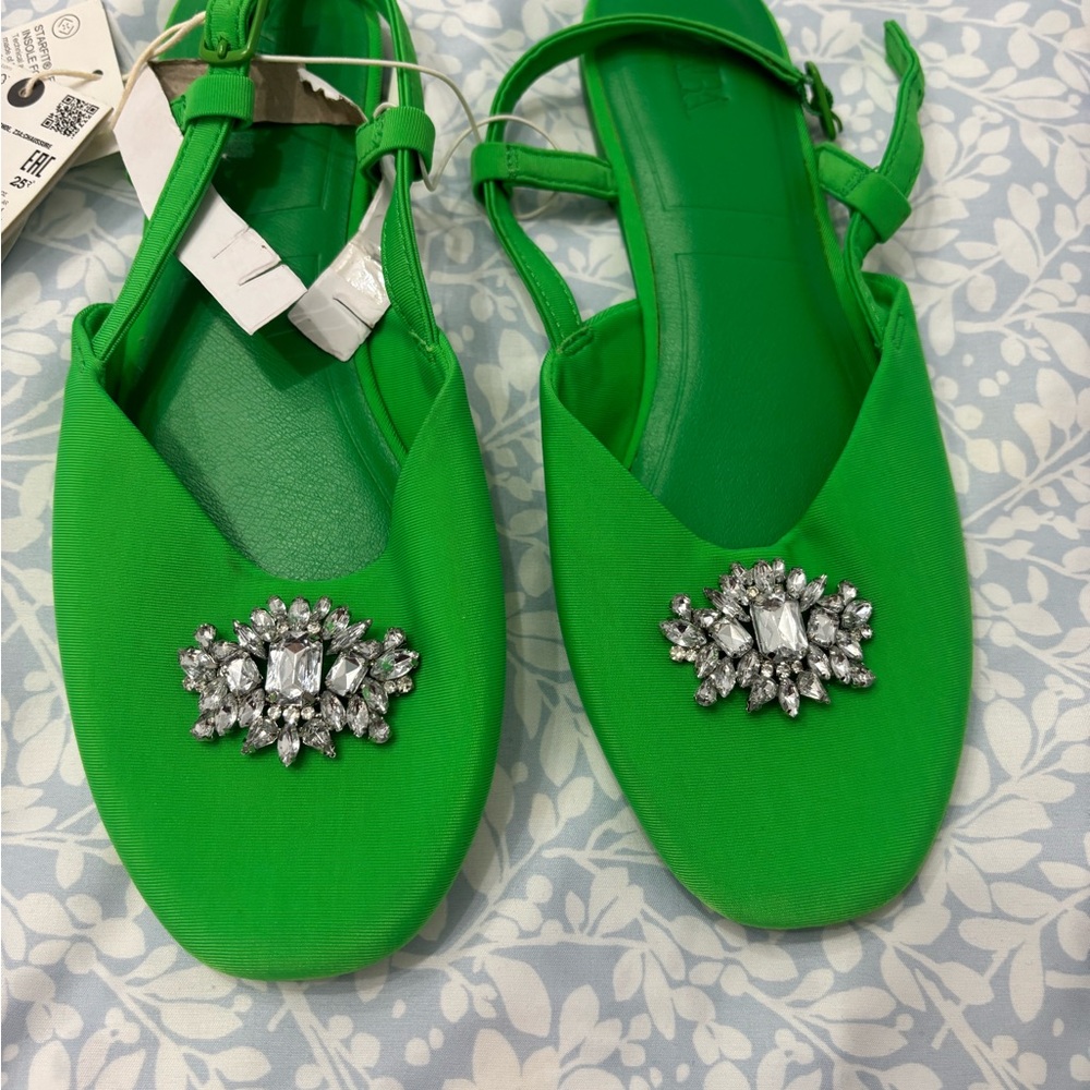Zara Green Embellished Flats - Picture 2 of 4